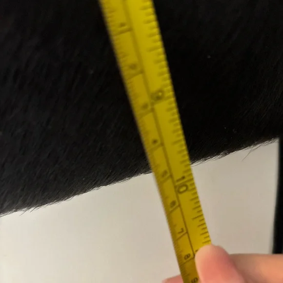 MONTANA WEST 100% LEATHER ENGRAVED TURQUOISE/HALF WHITE /BLACK COWHIDE PURSE - Picture 6 of 8